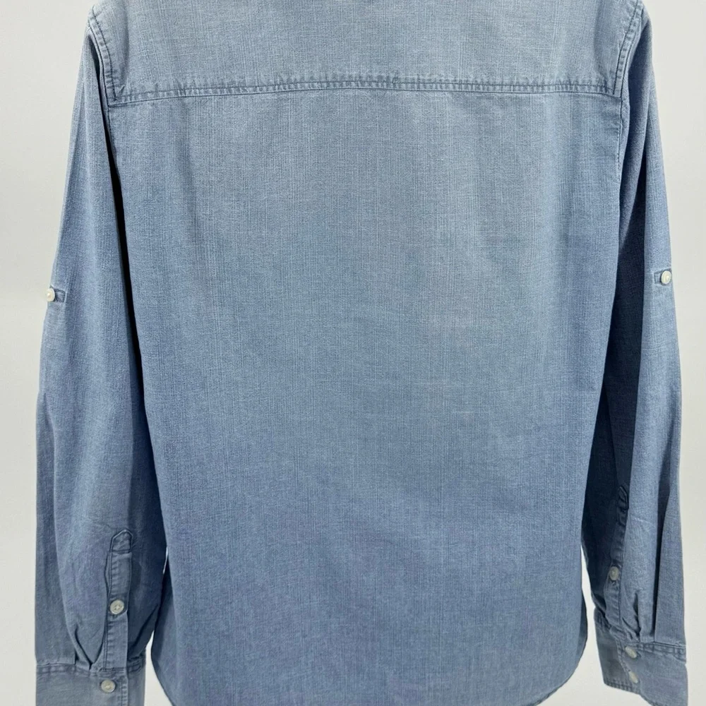 J.  Crew "Perfect Fit" Blue Chambray Button Down Pocket Shirt LS Women's Small S - Picture 3 of 9